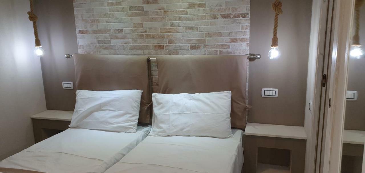Guesthouse Luisella Cagliari Eksteriør billede